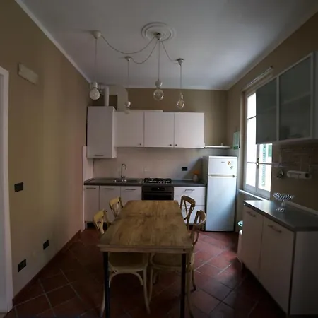 Erasmo Apartment